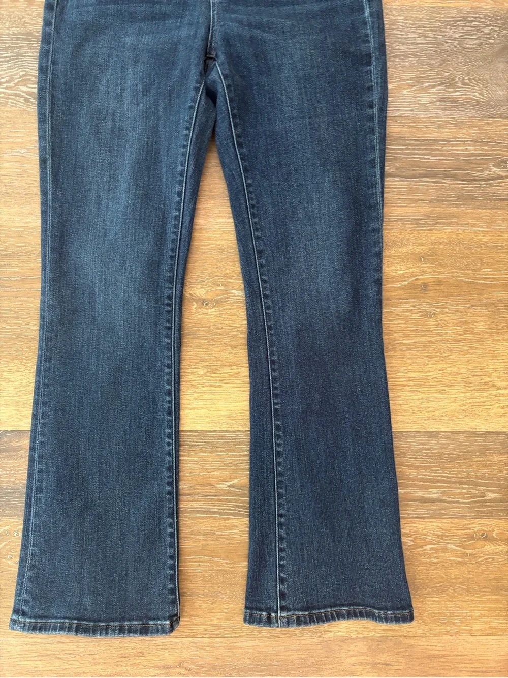 Quince Stretch High rise Kick flare jeans in dark wash size 27